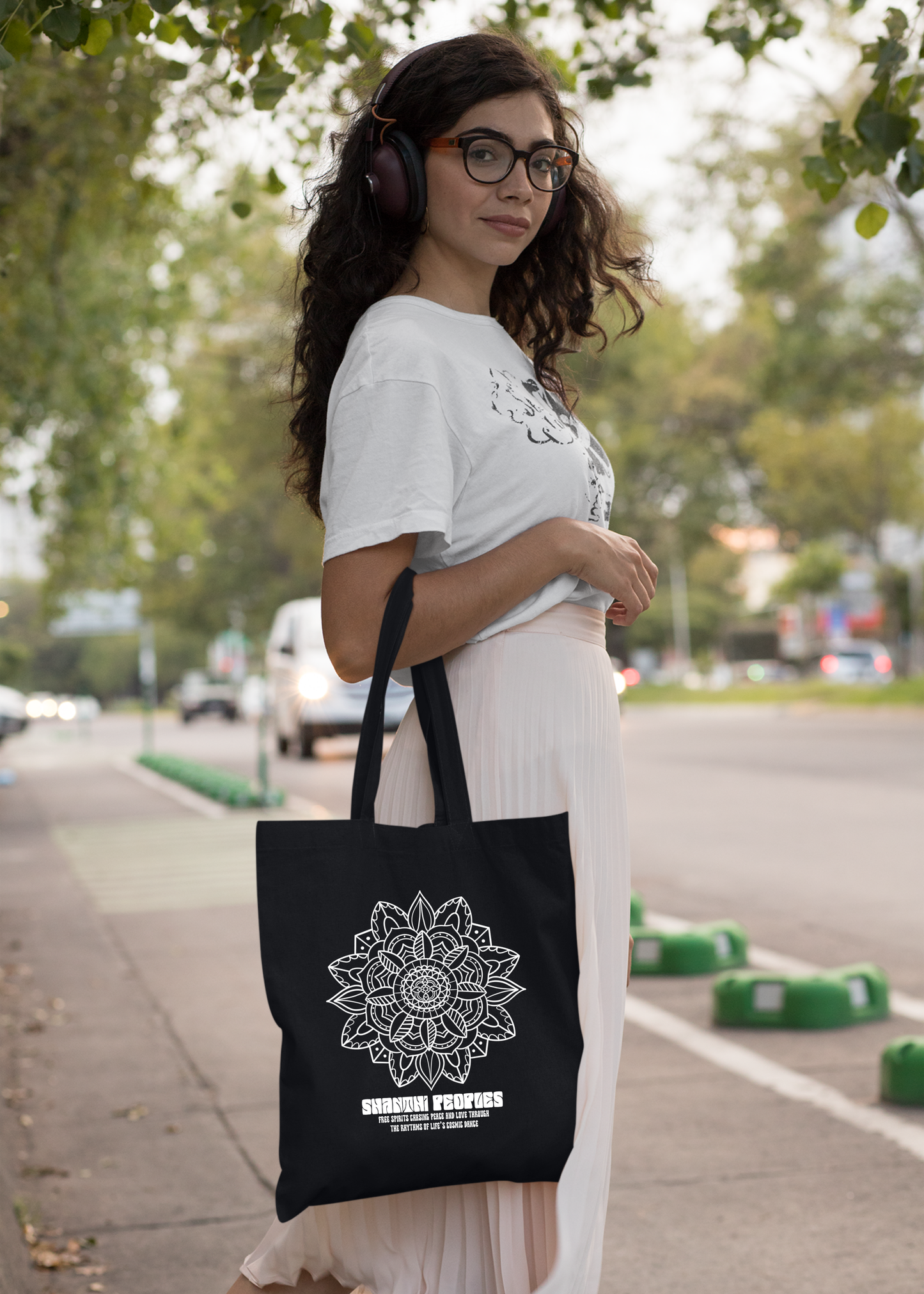Shanti people by MIGA carry Bags