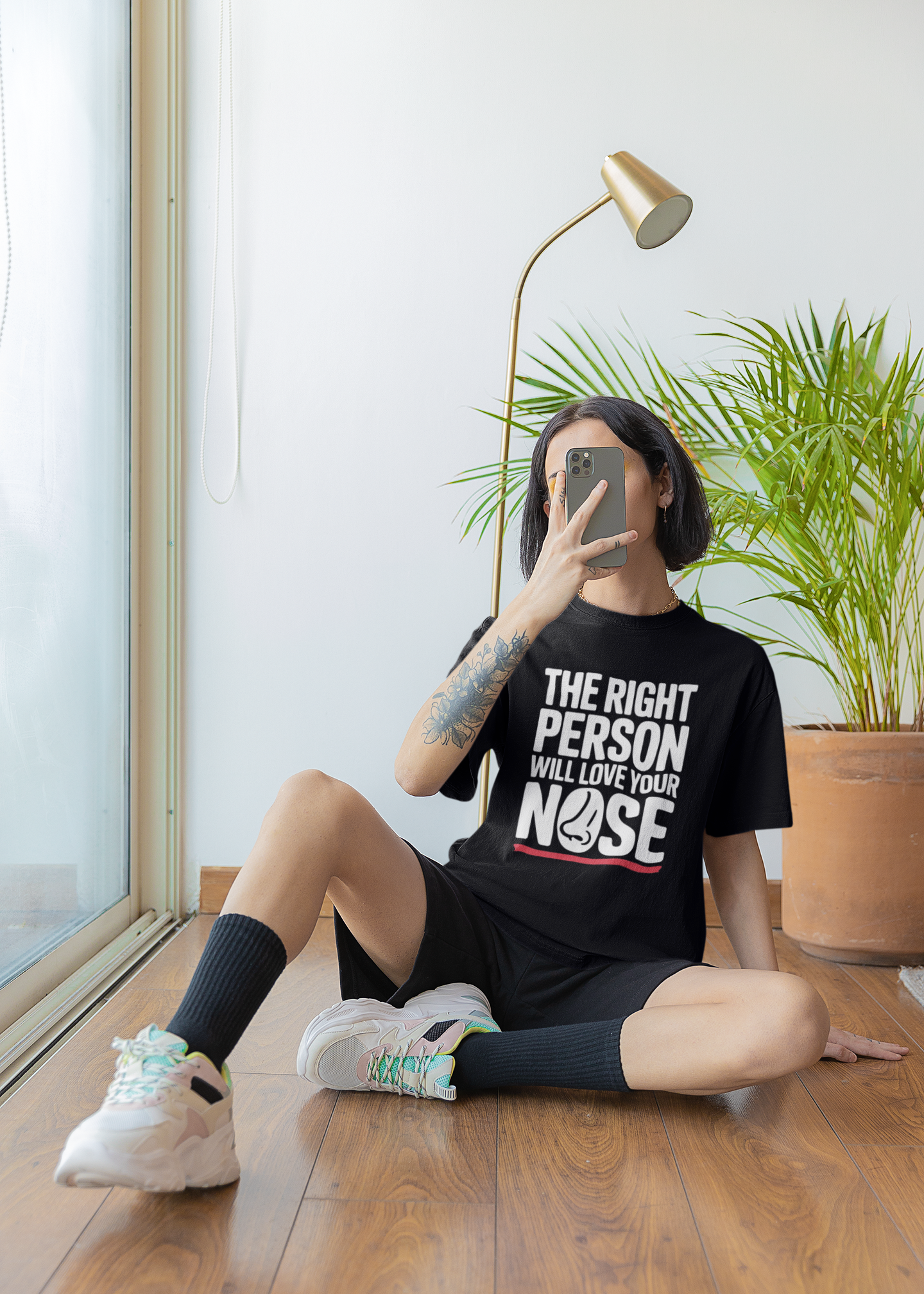 The Right Person Will Love Your Nose - Round Neck Drop Shoulder Graphic Printed Oversized Cotton T-shirt