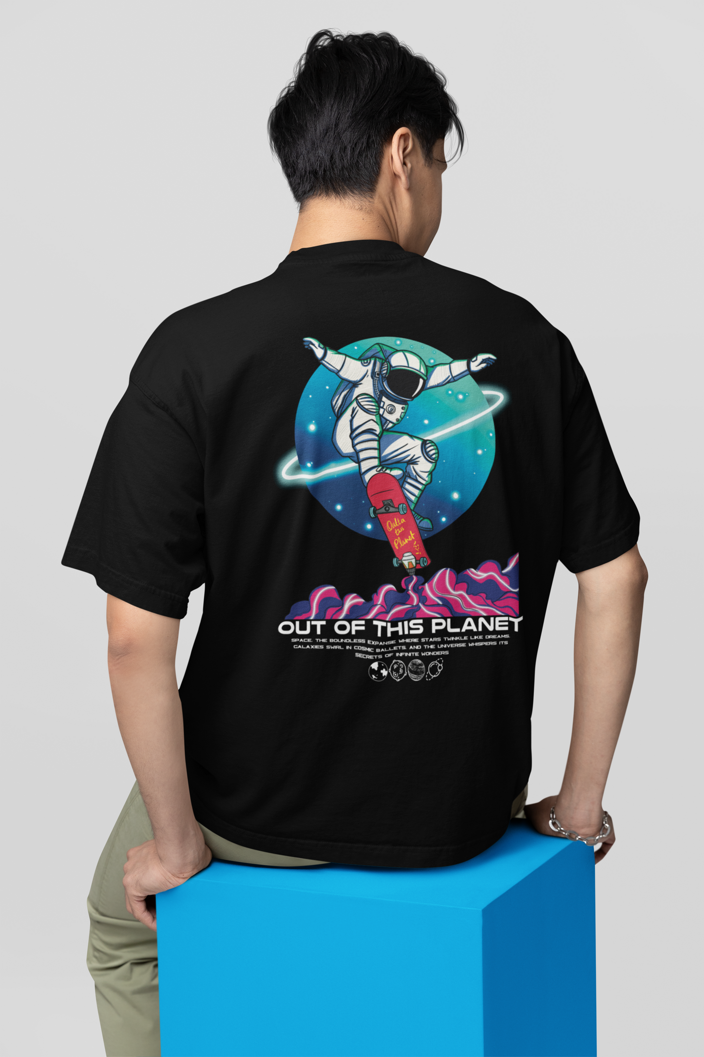 Out of the planet-  Oversized  T-shirt